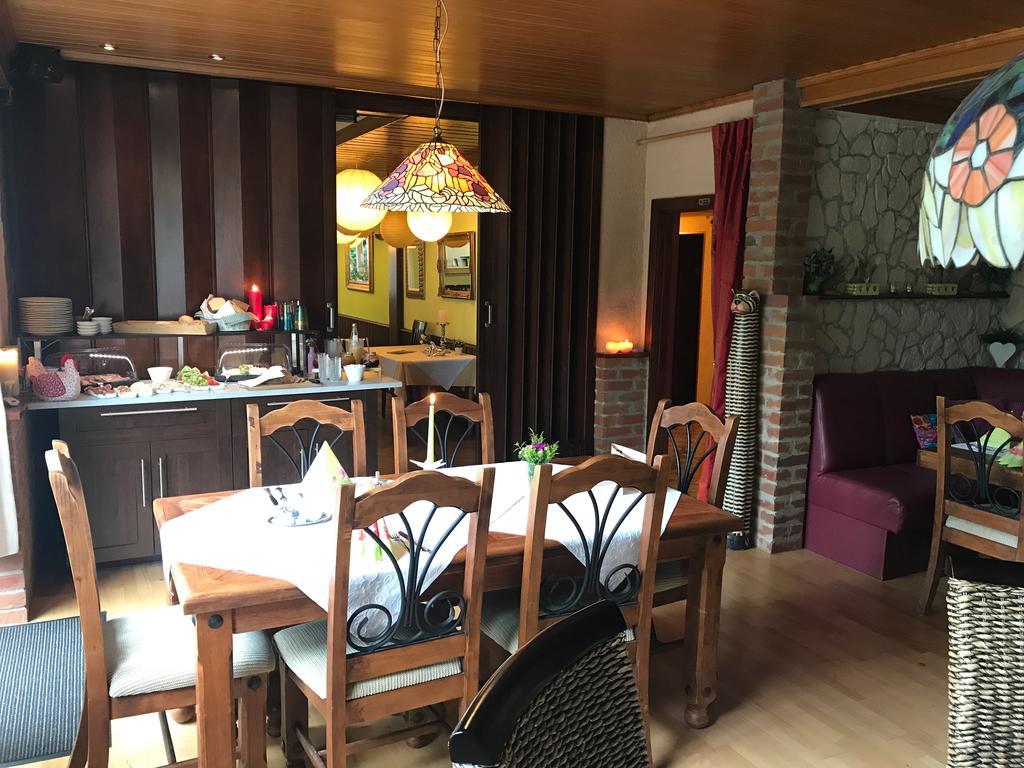 Hotel Elfenberg Schieder-Schwalenberg Esterno foto