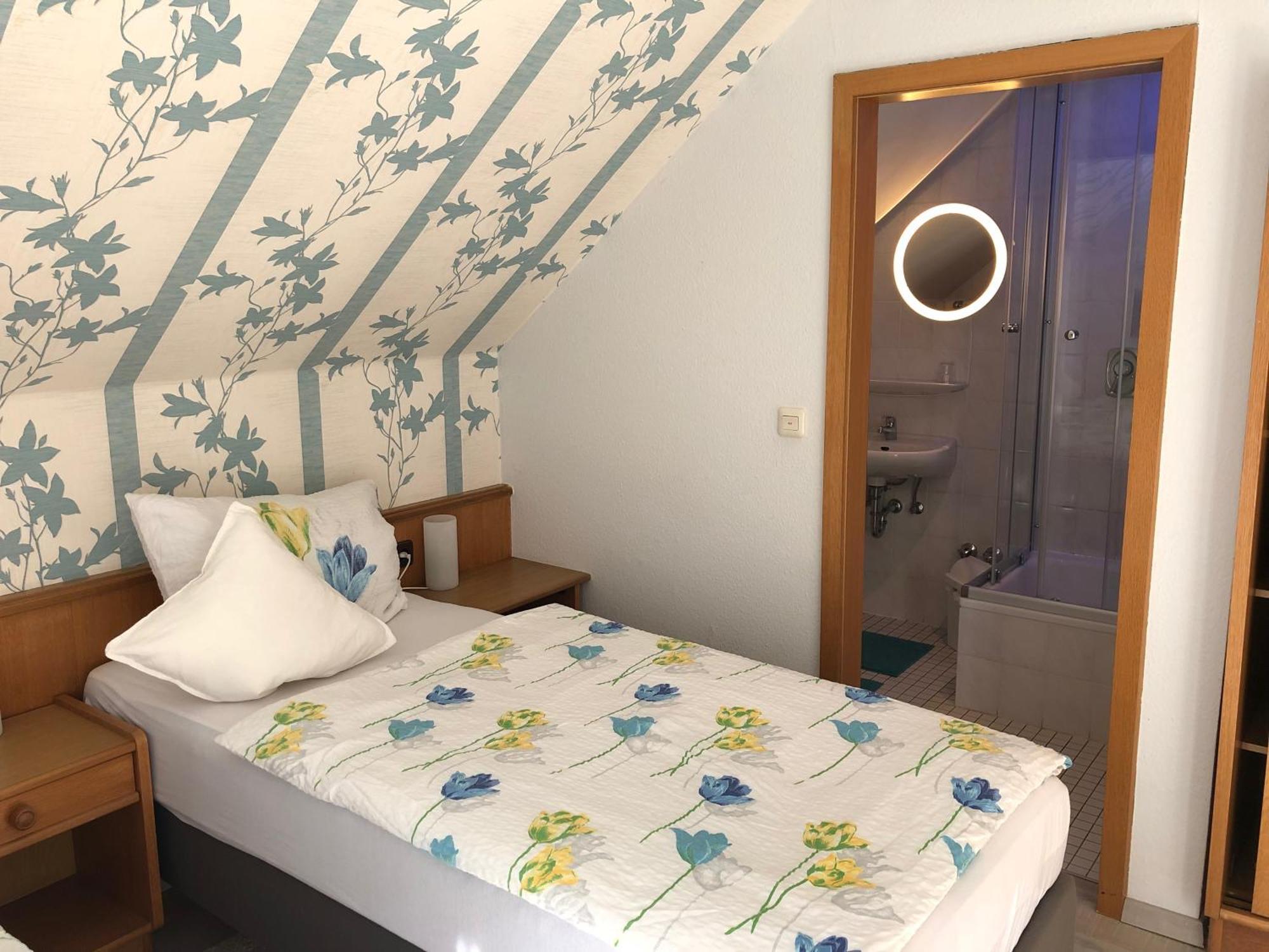 Hotel Elfenberg Schieder-Schwalenberg Esterno foto